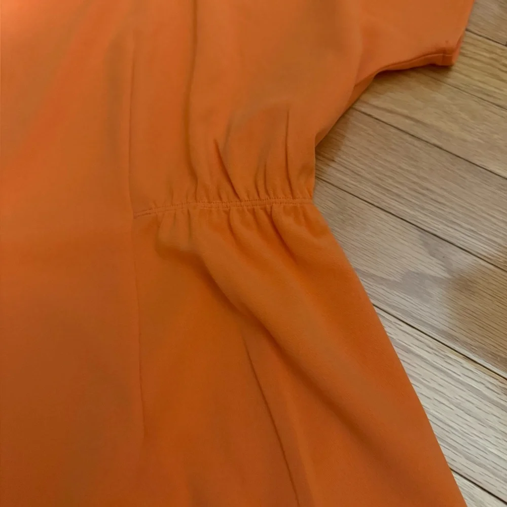 Donna Morgan NWOT❗️Kimono Sleeve Cinched Waist Flounced Ruffle Dress